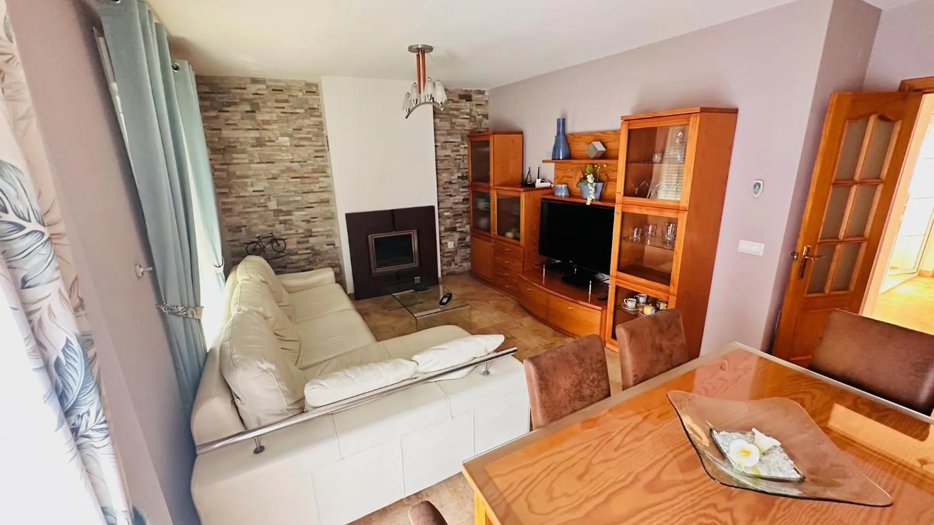 Atico Con Piscina Privada En El Corazon De Nerja! Villa Spain